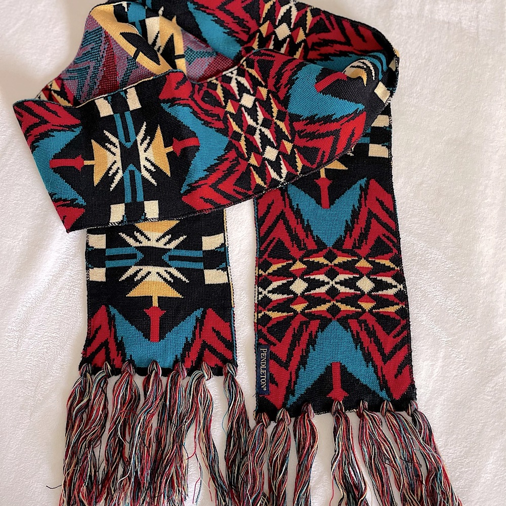 Pendleton Wool Geometric Scarf